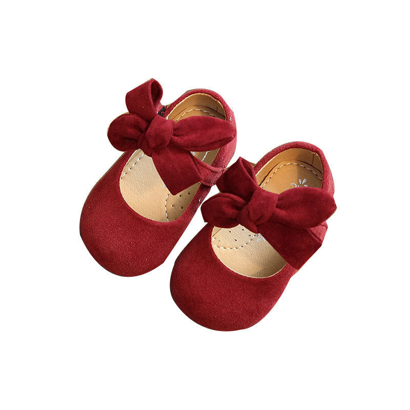 Spring and autumn model baby leather shoes Little princess soft bottom 1-3T old love bow girl can not afford to fall shoes