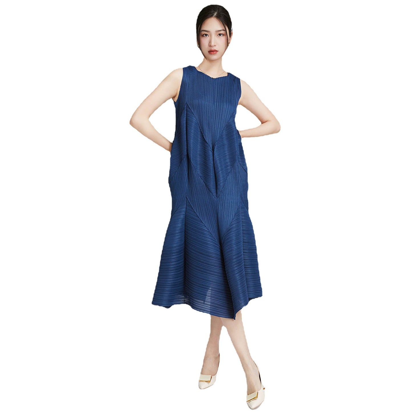 Pleated Dress Loose Slim Fit Sleeveless